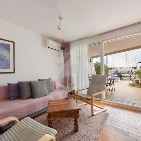 Appartement AS14715 - Marina p3 avec appontement et parking privé, superbe vue sur les bateaux à Le Grau-du-Roi Extérieur photo